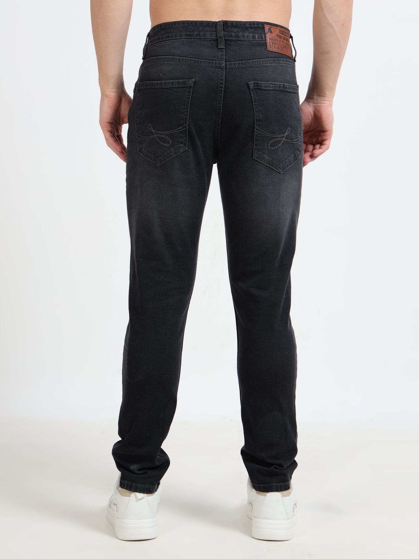 Solid Mid-Rise Faded Black Ankle Length Jeans for Men