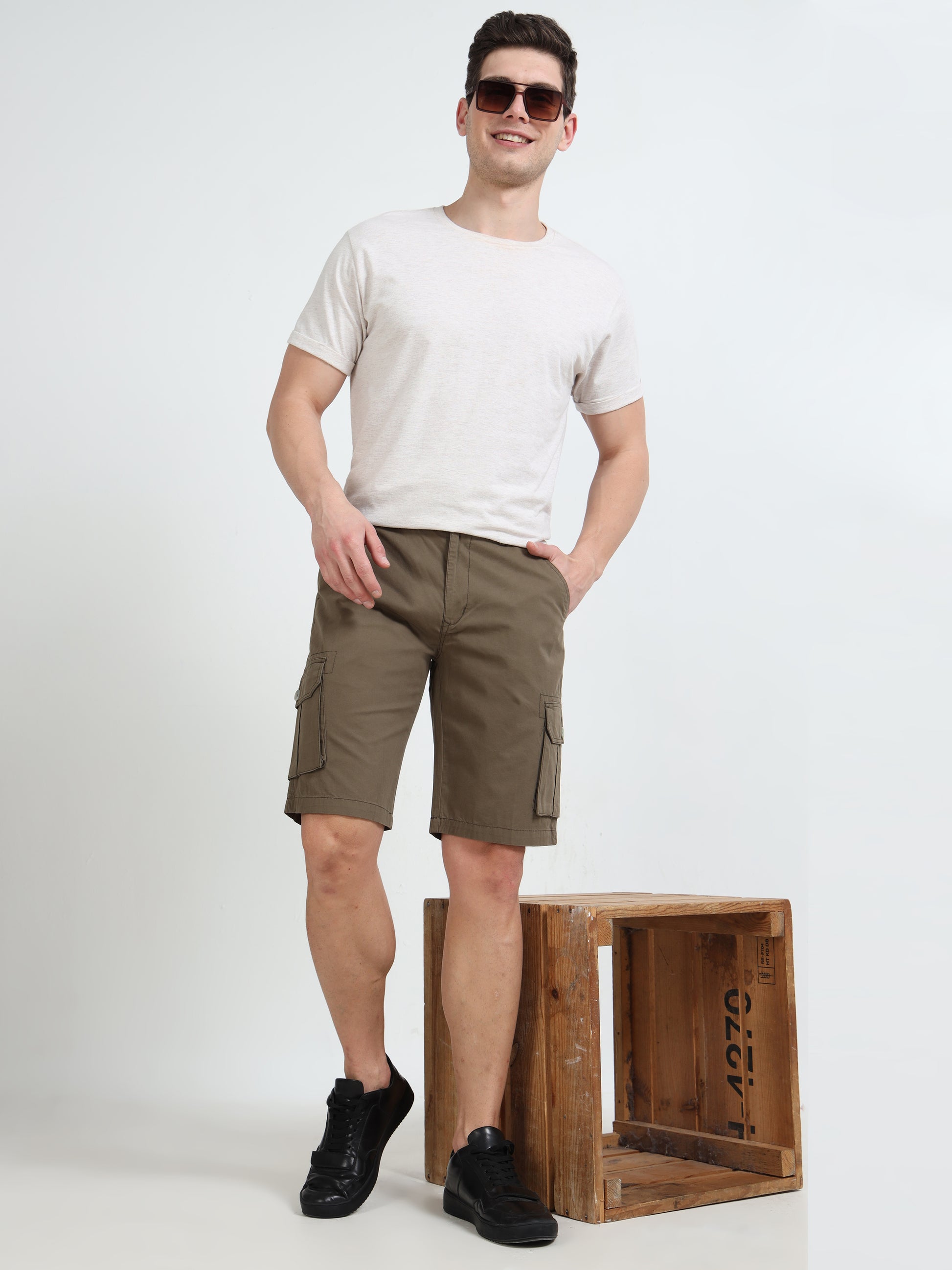 Fawn Regular Fit Mens Cotton Cargo shorts